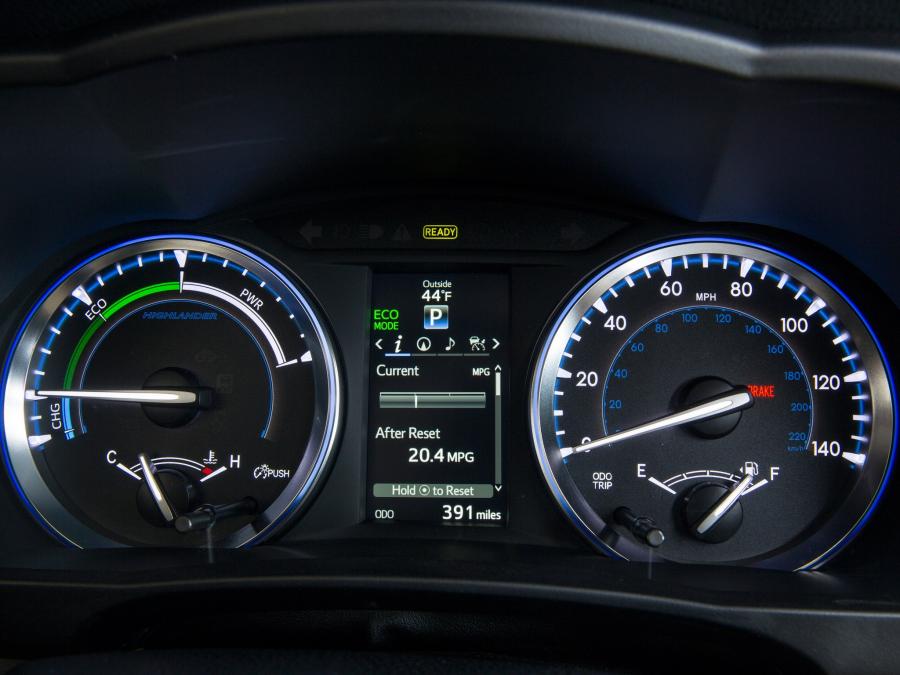  Toyota Highlander Hybrid 2013 года  (фото 6 из 21)